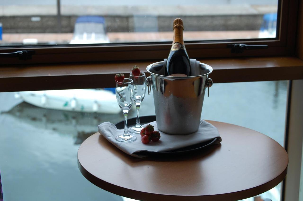 Leitrim Marina Hotel Carrick on Shannon Стая снимка