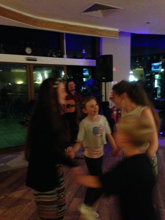 Leitrim Marina Hotel Carrick on Shannon Екстериор снимка