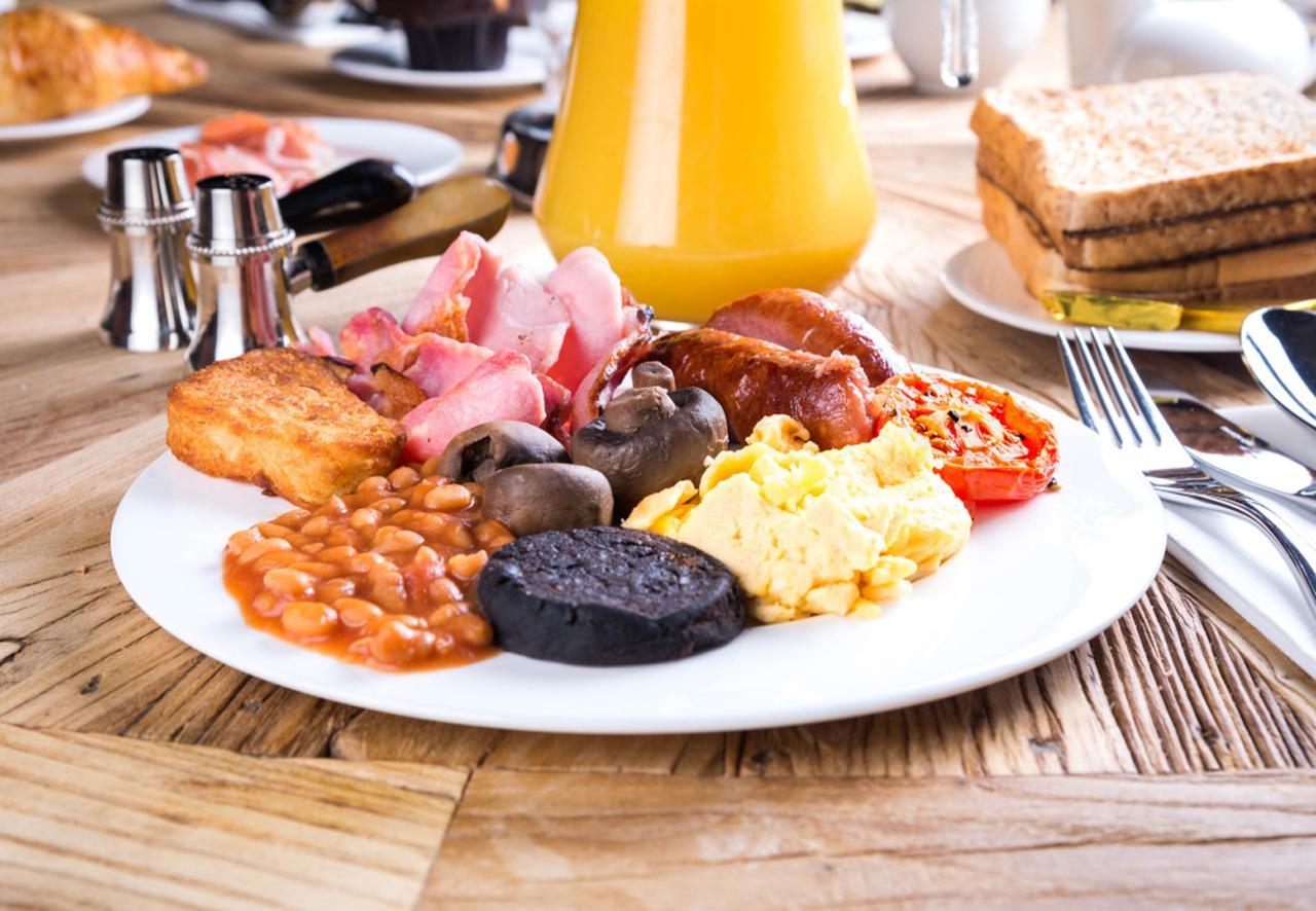 Leitrim Marina Hotel Carrick on Shannon Екстериор снимка